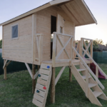Τreehouse 250 Χ 300εκ. Τreehouse 250 Χ 300εκ.
